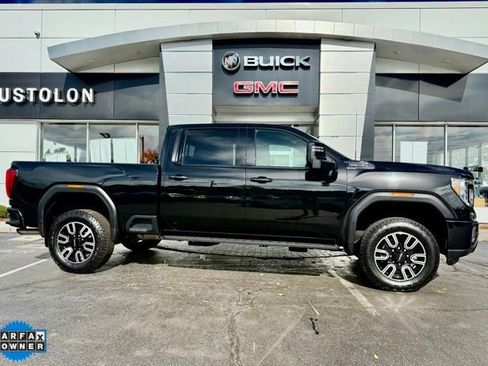 Used 2023 GMC Sierra 2500 AT4 w/ AT4 Preferred Package image 2