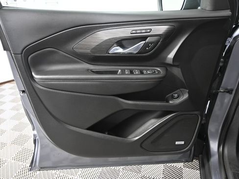Used 2019 GMC Terrain SLT w/ Preferred Package AWD/4WD image 18