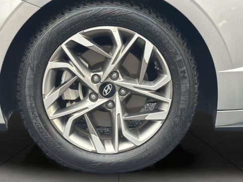 Used 2021 Hyundai Sonata SEL w/ Preferred Accessory Package image 11