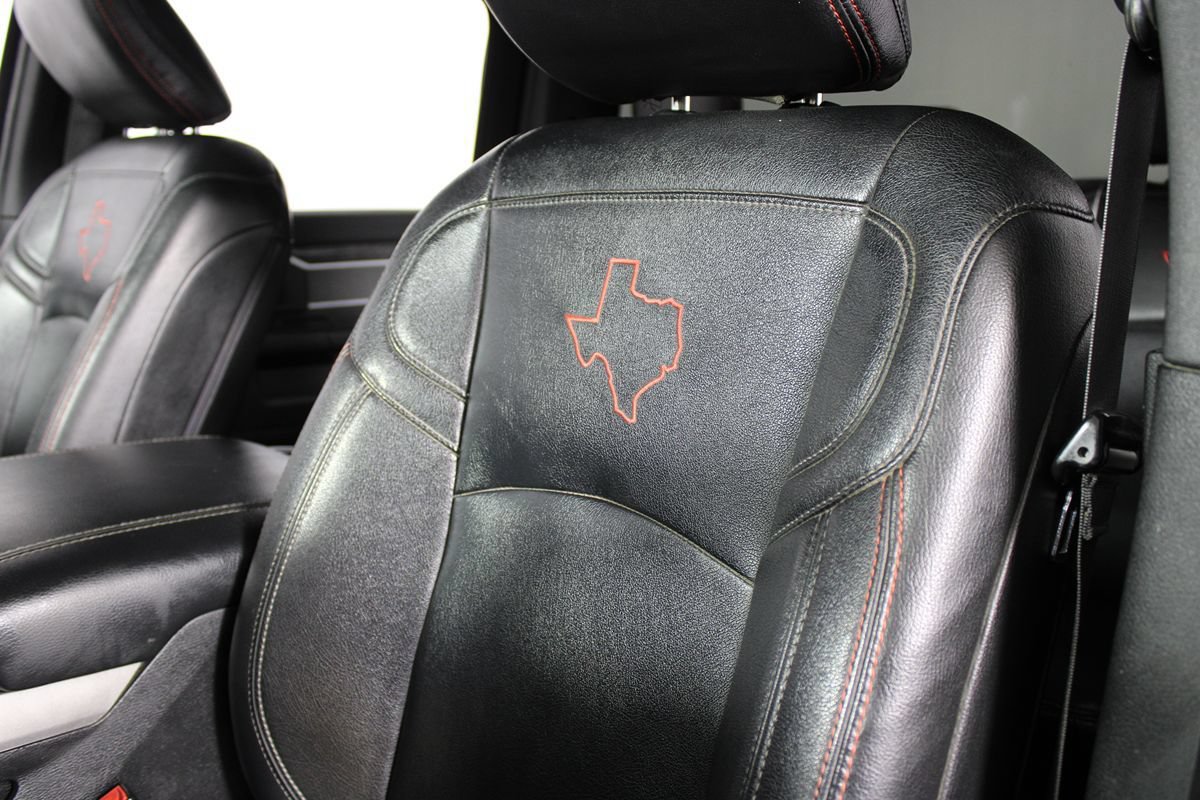 Used 2019 RAM 2500 Big Horn w/ Black Appearance Package RWD image 15
