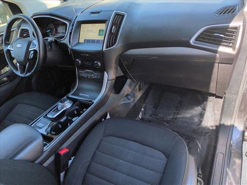 Used 2019 Ford Edge SEL image 21