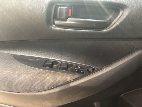 Used 2022 Toyota Corolla LE image 8