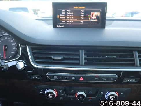 Used 2018 Audi Q7 3.0T Premium Plus image 22