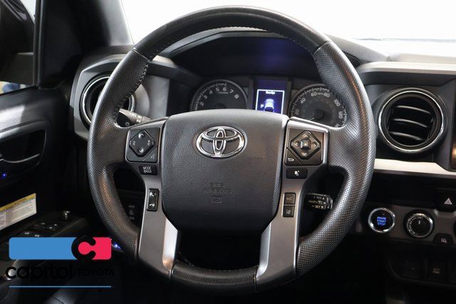 Used 2019 Toyota Tacoma TRD Off-Road w/ TRD Premium Off Road Package AWD/4WD image 17