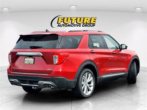 Certified 2022 Ford Explorer Platinum w/ Equipment Group 601A image 4