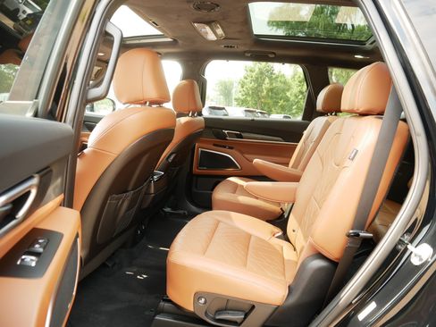 Certified 2025 Kia Telluride SX Prestige X-Line AWD/4WD image 35