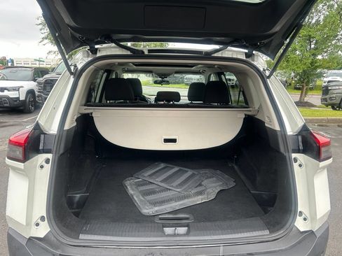 Used 2021 Nissan Rogue SV AWD/4WD image 13