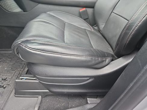 Used 2021 Lincoln Aviator Grand Touring w/ Equipment Group 302A AWD/4WD image 12
