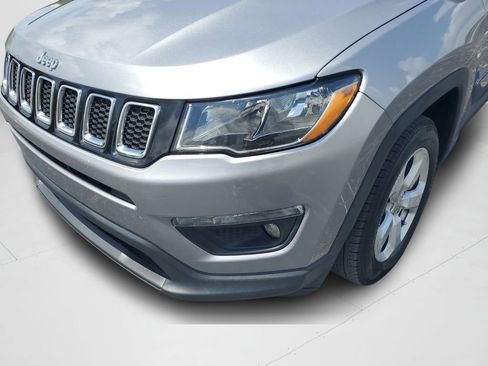 Certified 2018 Jeep Compass Latitude w/ Popular Equipment Group FWD image 24