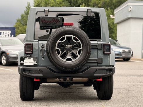 Used 2014 Jeep Wrangler Unlimited Rubicon AWD/4WD image 4