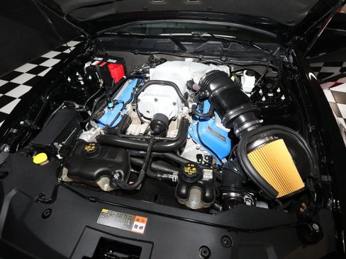 Used 2013 Ford Mustang Shelby GT500 RWD image 2