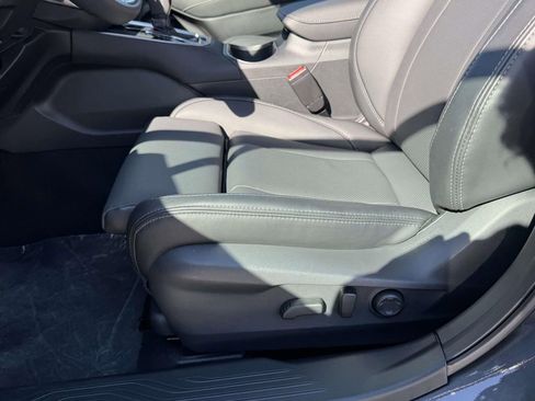Used 2025 Subaru Outback Limited AWD/4WD image 17