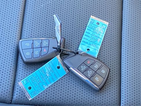 New 2024 Chevrolet Silverado EV RST image 33