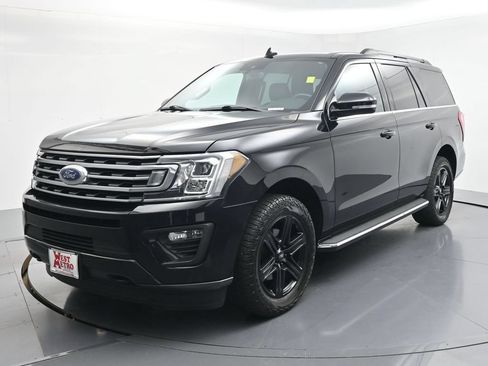 Used 2021 Ford Expedition XLT AWD/4WD image 3