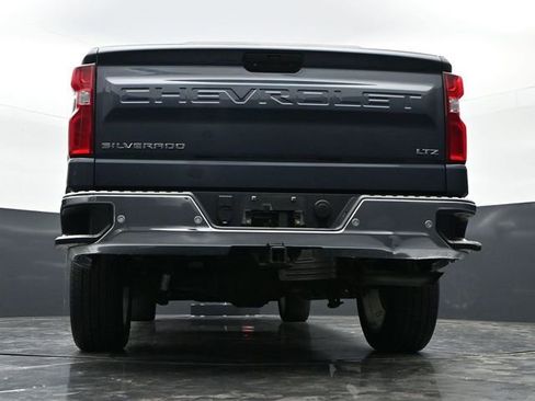 Used 2020 Chevrolet Silverado 1500 LTZ w/ LTZ Premium Package image 41