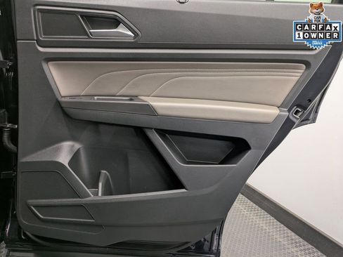 Used 2023 Volkswagen Atlas SE image 26