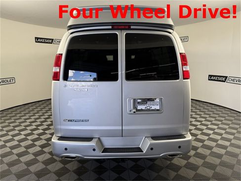 New 2024 Chevrolet Express 2500 Extended image 5