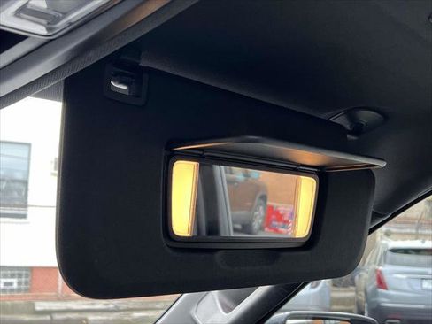 Used 2022 GMC Yukon AT4 w/ Technology Package image 36