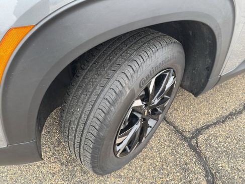 Certified 2023 Chevrolet TrailBlazer LT image 2