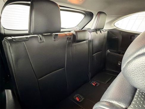 Used 2022 Toyota Highlander Limited image 27