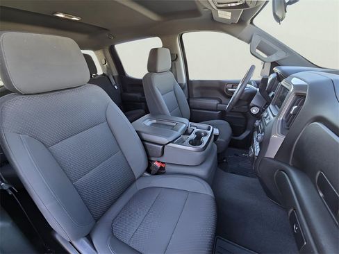 Used 2021 Chevrolet Silverado 1500 Custom image 5