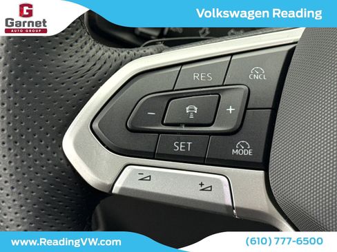 Certified 2026 Volkswagen Tiguan SEL R-Line AWD/4WD image 27