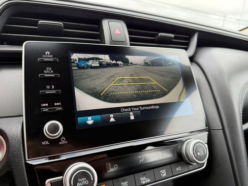 Used 2019 Honda Insight EX image 28