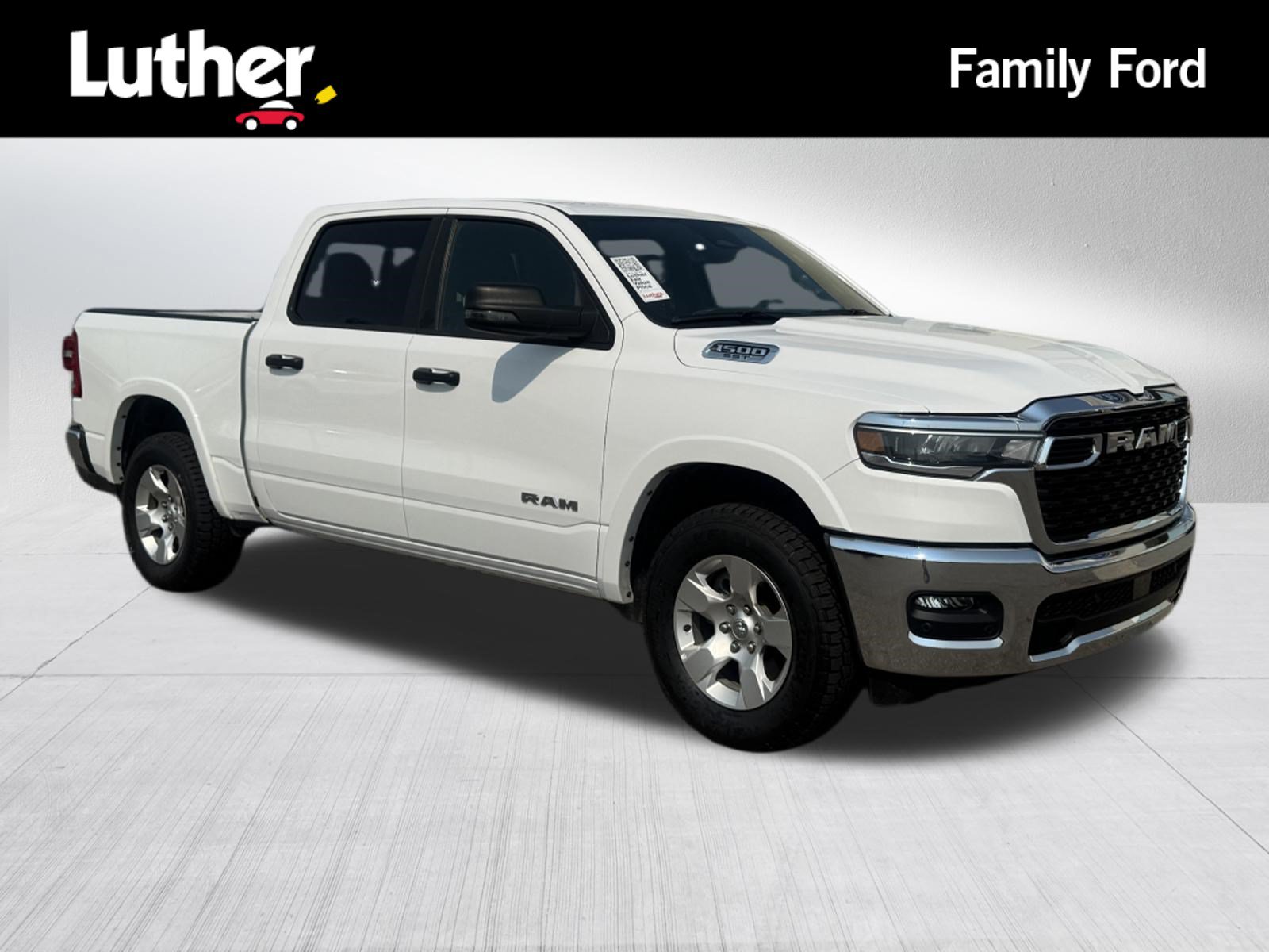 Used 2025 RAM 1500 Big Horn AWD/4WD image 1