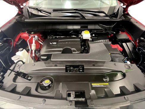 Used 2022 Nissan Pathfinder SL w/ SL Premium Package image 31