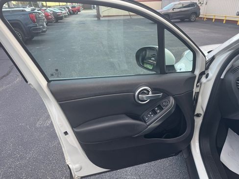 Used 2017 FIAT 500X Trekking image 21