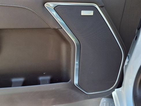 Used 2025 Chevrolet Silverado 1500 LTZ AWD/4WD image 24