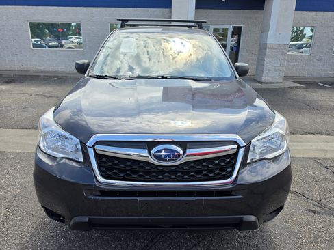 Used 2014 Subaru Forester 2.5i AWD/4WD image 2