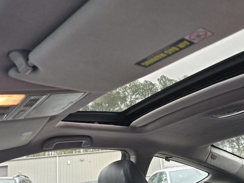 Used 2011 Honda Accord EX-L image 14