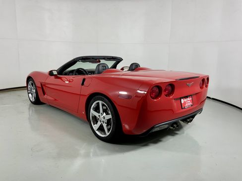 Used 2008 Chevrolet Corvette Convertible w/ Preferred Equipment Group image 13