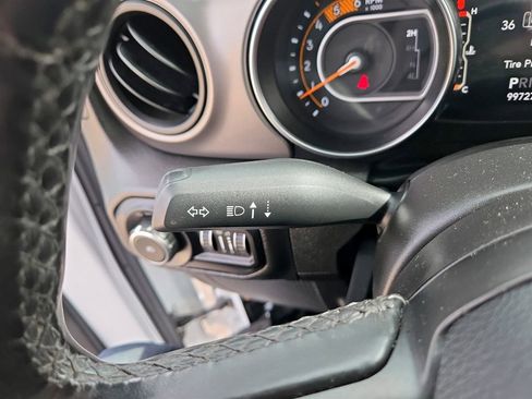Used 2022 Jeep Wrangler Unlimited Sport AWD/4WD image 20
