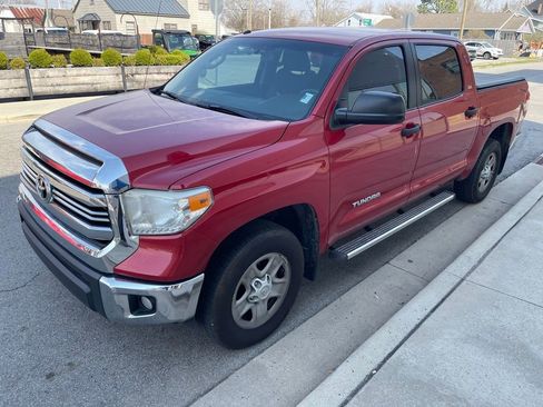 Used 2016 Toyota Tundra SR5 image 5