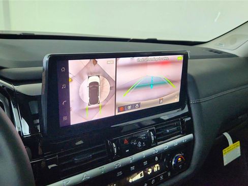 New 2026 Nissan Pathfinder Platinum image 51