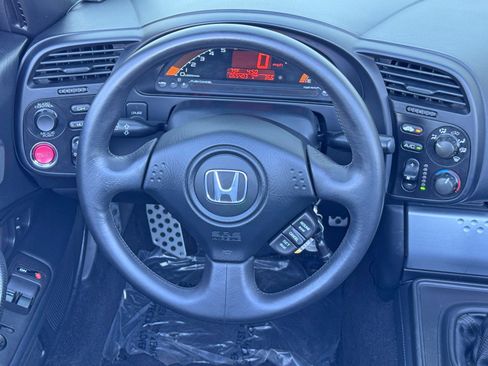 Used 2006 Honda S2000 image 19