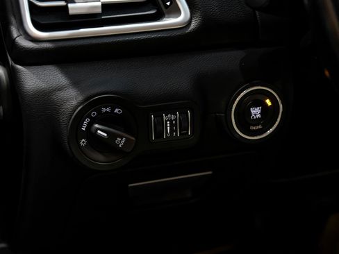 Used 2016 Maserati Ghibli image 30