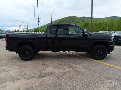 New 2026 GMC Sierra 2500 AT4 AWD/4WD image 25