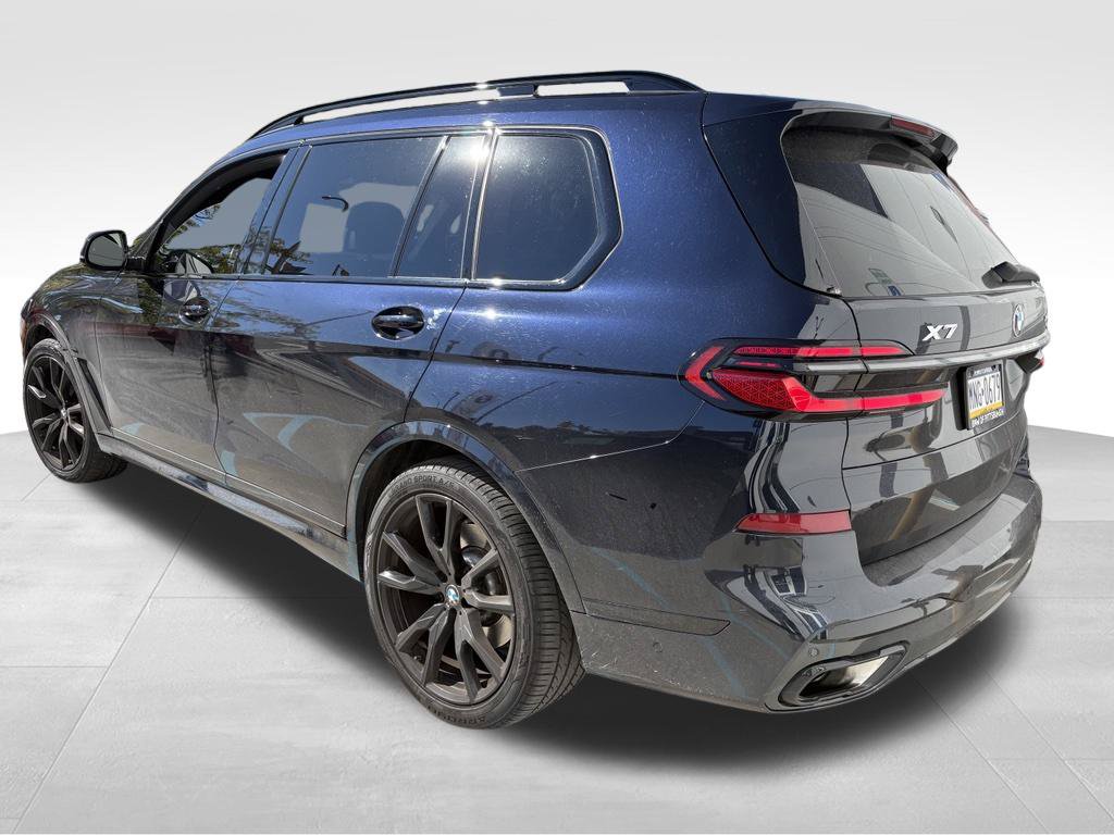 Certified 2025 BMW X7 xDrive40i w/ M Sport Package AWD/4WD image 2