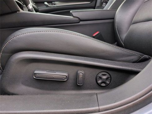 Used 2021 Honda Accord Sport image 19