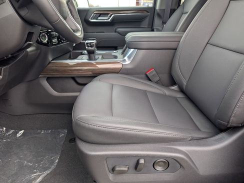 New 2026 Chevrolet Silverado 1500 LT Trail Boss w/ LT Trail Boss Premium Package AWD/4WD image 9