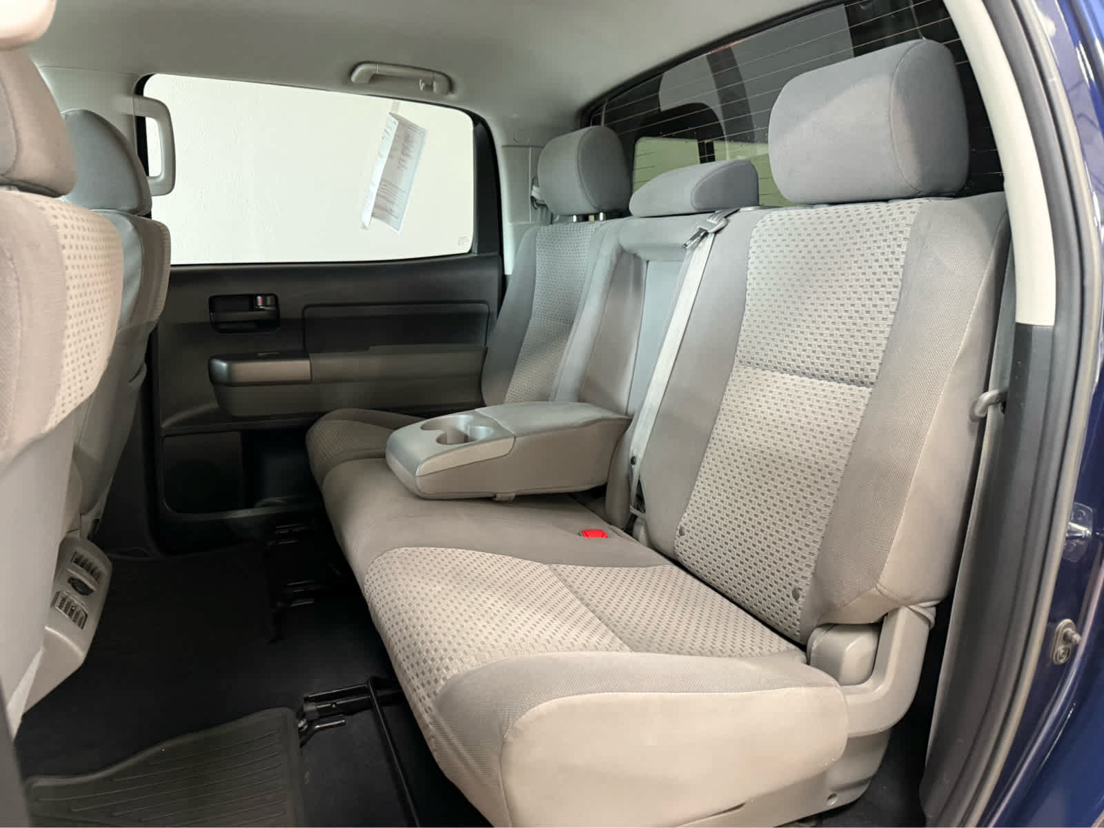 Used 2013 Toyota Tundra 4x4 CrewMax w/ Tow Pkg image 16