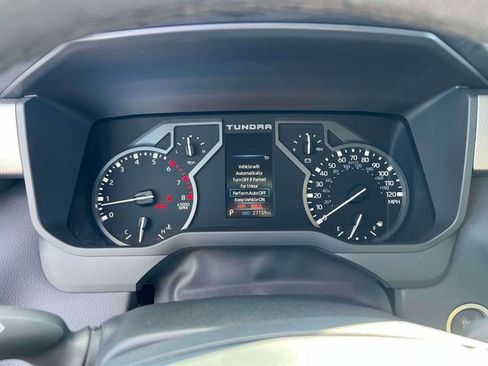 Used 2022 Toyota Tundra Limited image 16