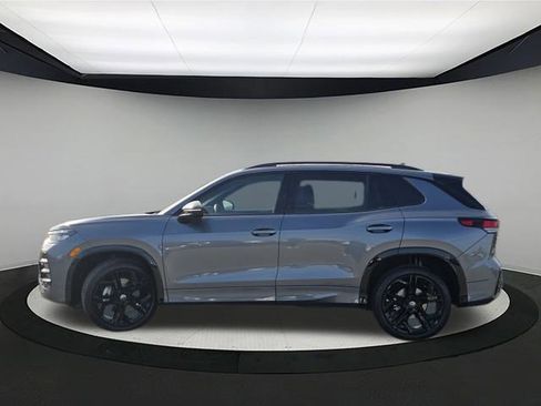 New 2026 Volkswagen Tiguan SE R-Line image 4