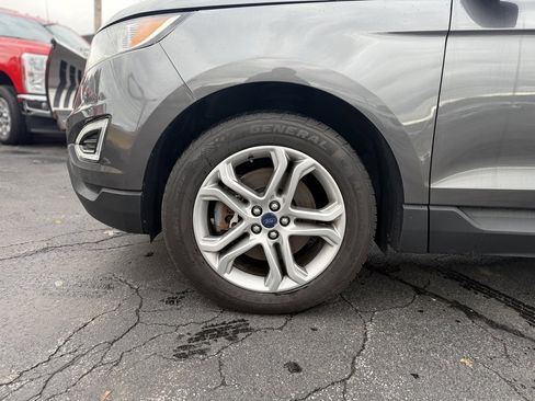 Used 2017 Ford Edge Titanium w/ Technology Package image 10