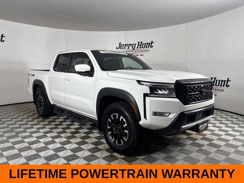 Used 2022 Nissan Frontier PRO-4X AWD/4WD image 4