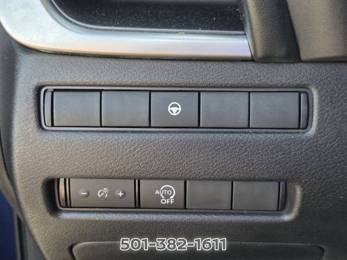 Used 2023 Nissan Rogue SV FWD image 30