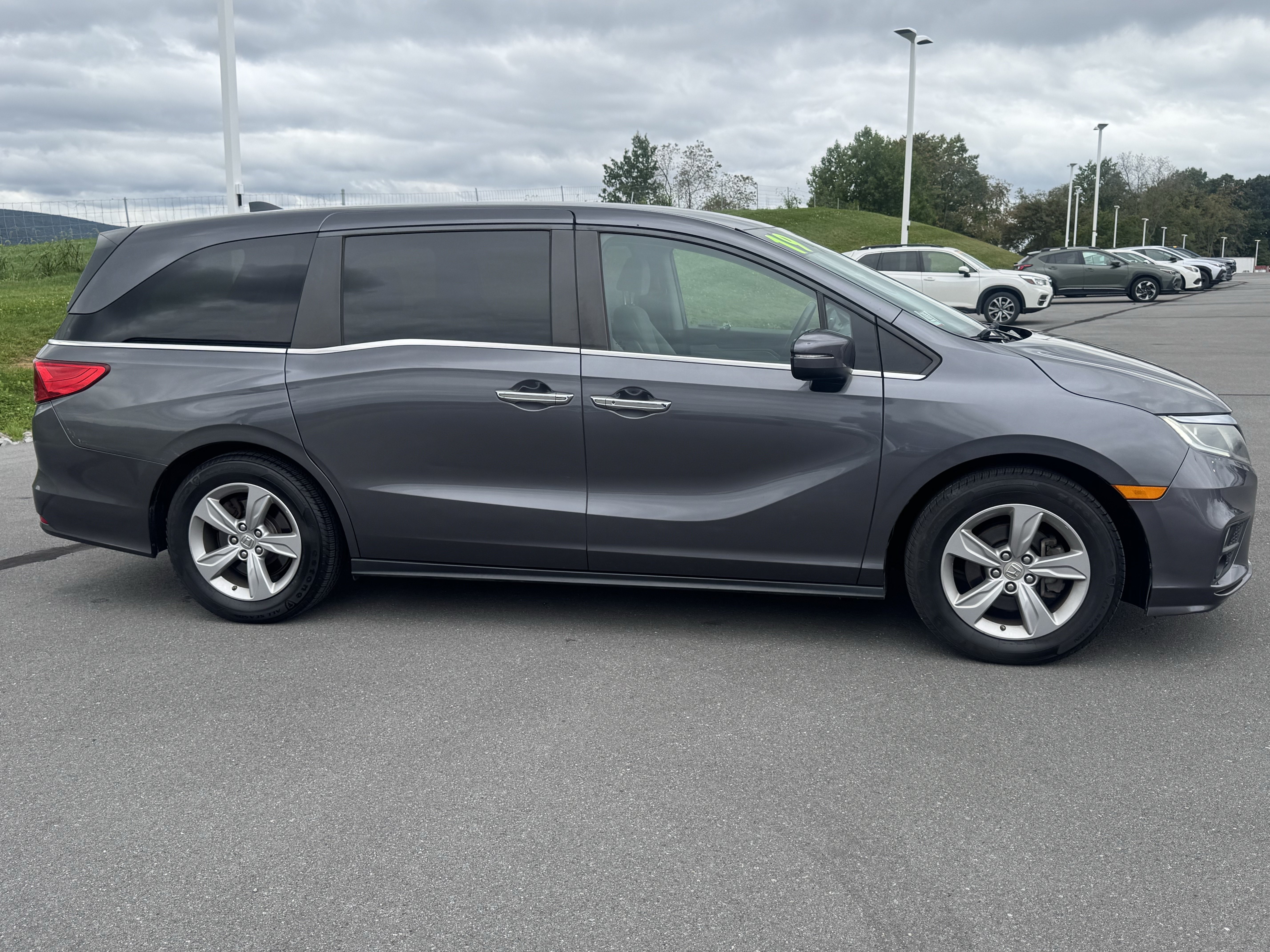 Used 2019 Honda Odyssey EX image 2